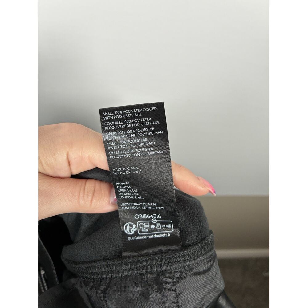 Silence + Noise 27 NWT Black Faux Leather Pants Contrast Stitch Straight Y2K - Picture 4 of 7